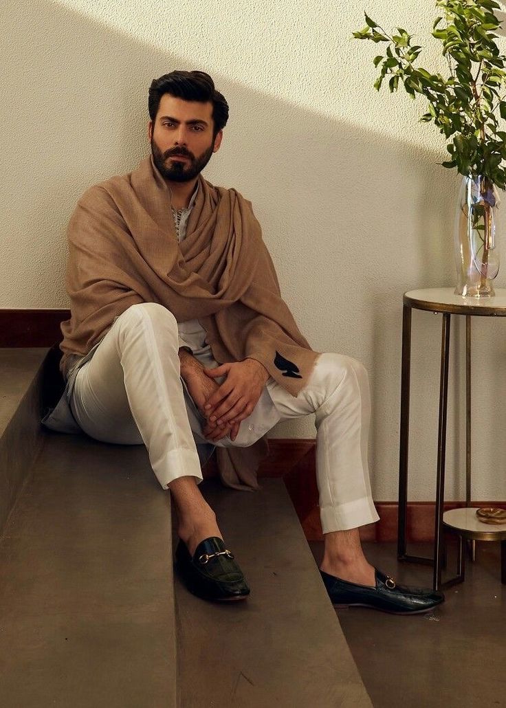 Premium Pashmina Wool Shawl(light brown)