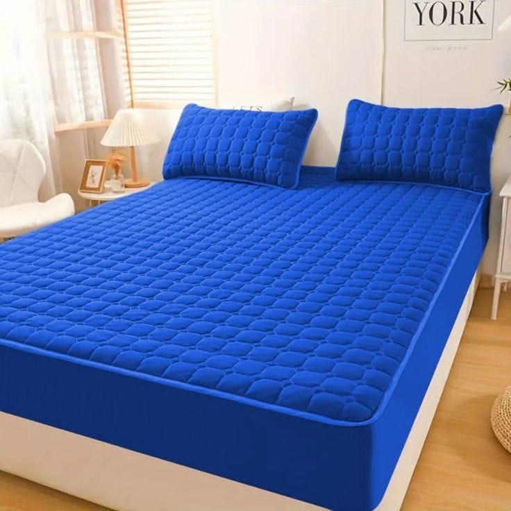 Quilted 100% Waterproof Mattress Protector For Double Bed (Navy Blue)